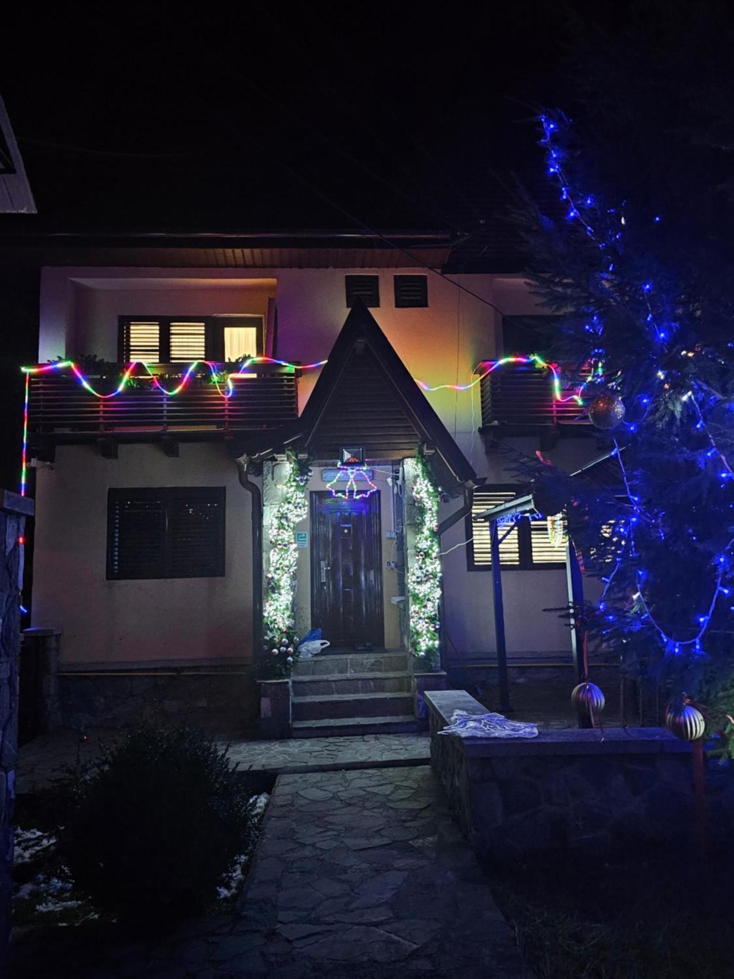 Casa Mina Hotel Busteni Bagian luar foto